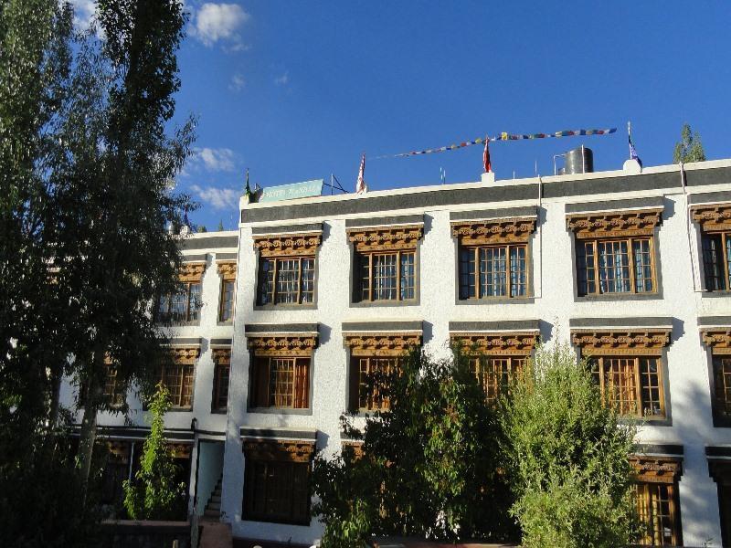 Hôtel Mandala à Leh Extérieur photo