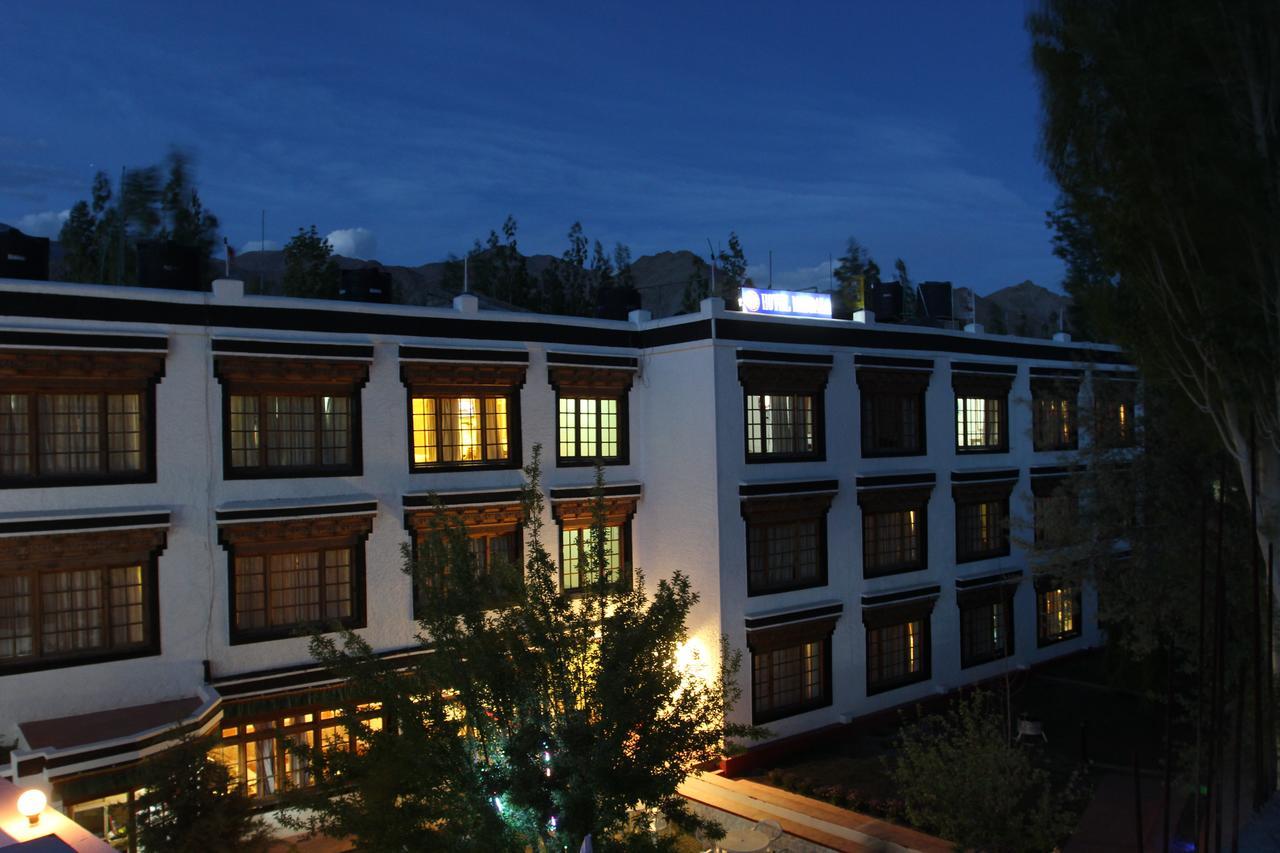 Hôtel Mandala à Leh Extérieur photo